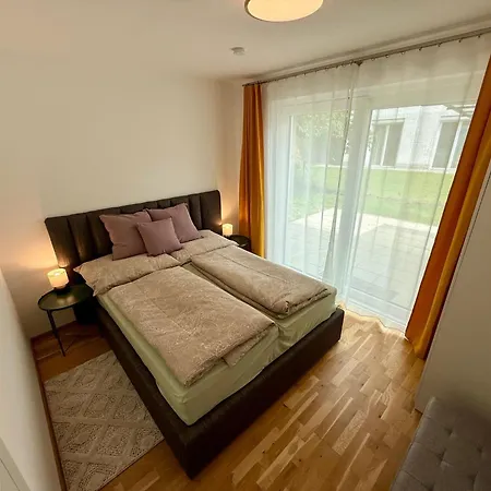 Gartenwohnung By Interhome