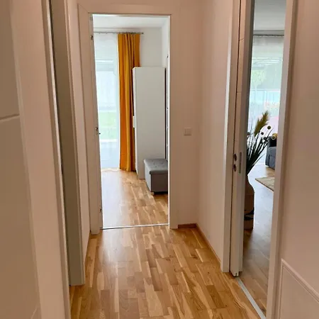 Lägenhet Gartenwohnung By Interhome Pörtschach am Wörthersee