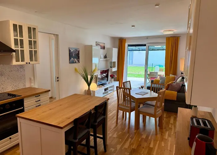 Gartenwohnung By Interhome Apartament Pörtschach am Wörthersee